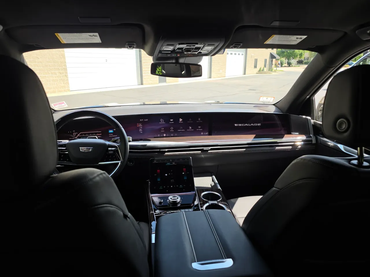 Black 6 Passenger Cadillac Escalade ESV, photo 4 for airport transfers
