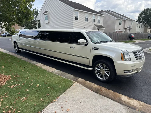 Cadillac Escalade Limousine — 16 passengers for cadillac escalade limo in Cherokee County, SC