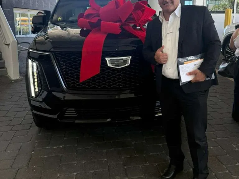 Cadillac Escalade Luxury SUV for airport transfers Cadillac Escalade Luxury SUV for airport transfers