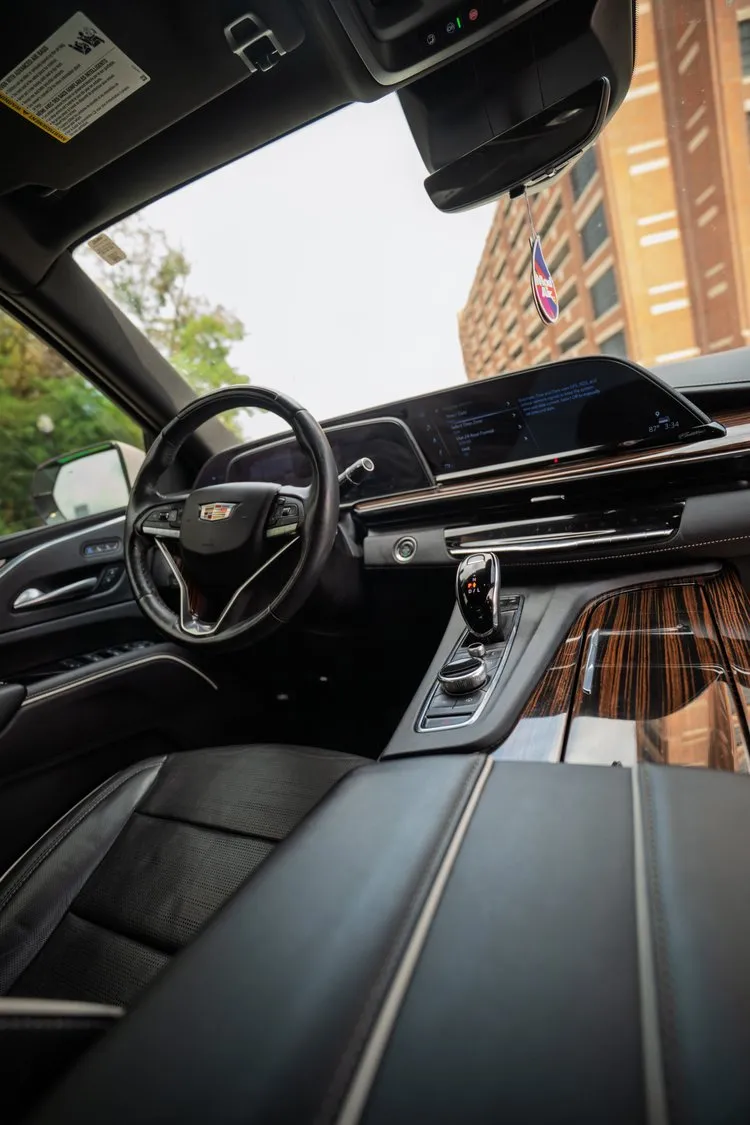 Cadillac Escalade Platinum — Self Drive, photo 3 for luxury car rental in Dearborn, MI