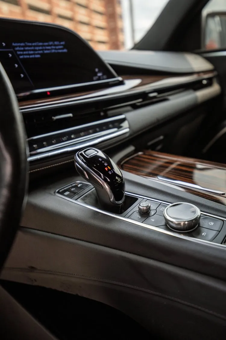 Cadillac Escalade Platinum — Self Drive, photo 6 for luxury car rental in Dearborn, MI