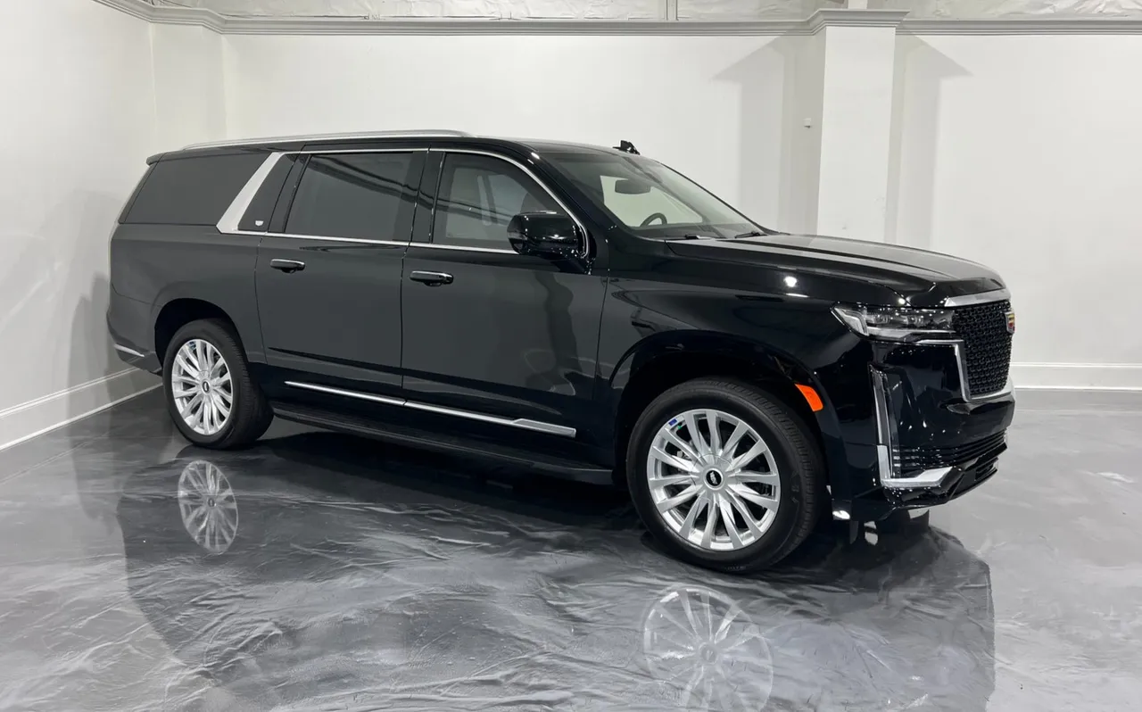 Black Cadillac Escalade SUV for airport transfers Black Cadillac Escalade SUV for airport transfers