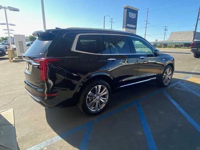 Black Cadillac XT6 exterior for airport transfers in Universal City, CA