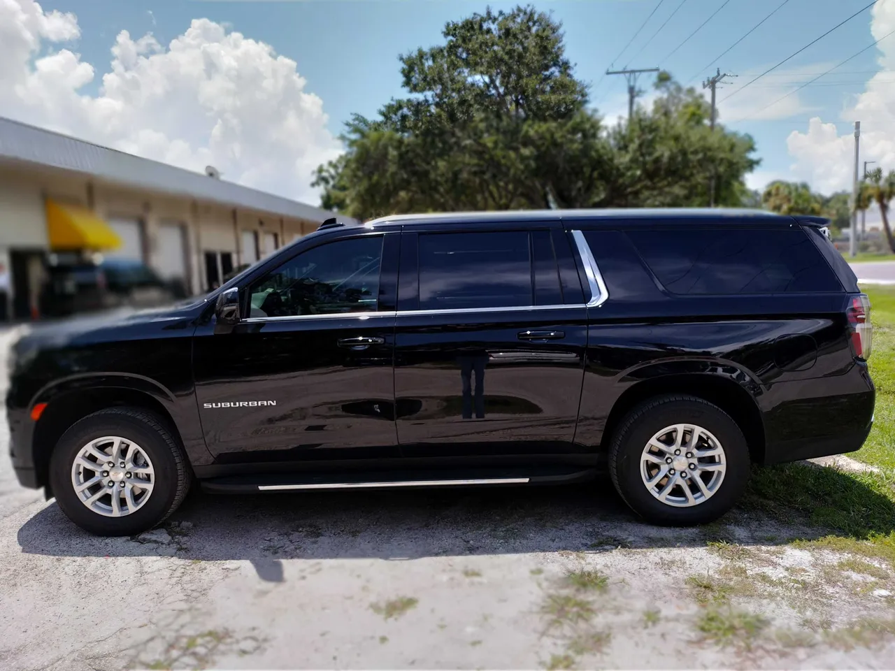 Black Chevrolet Suburban for airport transfers in Hillsborough County, FL