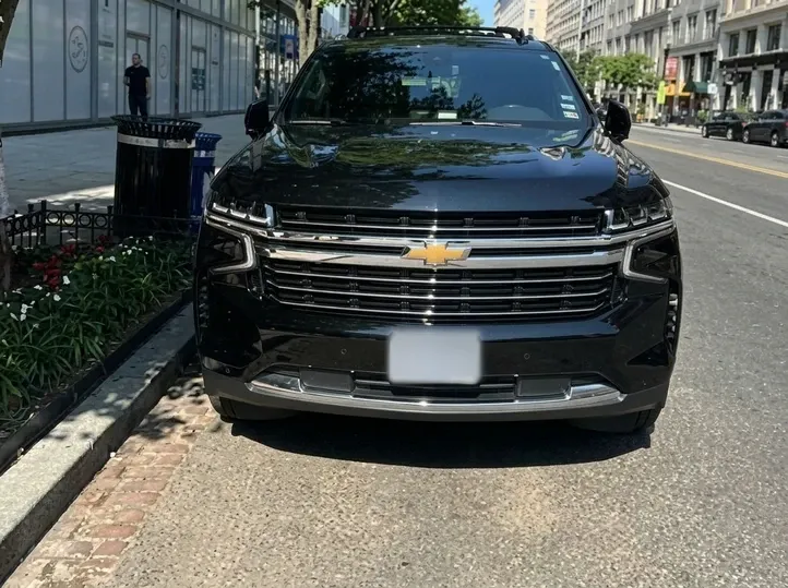 Black Chevrolet Suburban for airport transfers Black Chevrolet Suburban for airport transfers