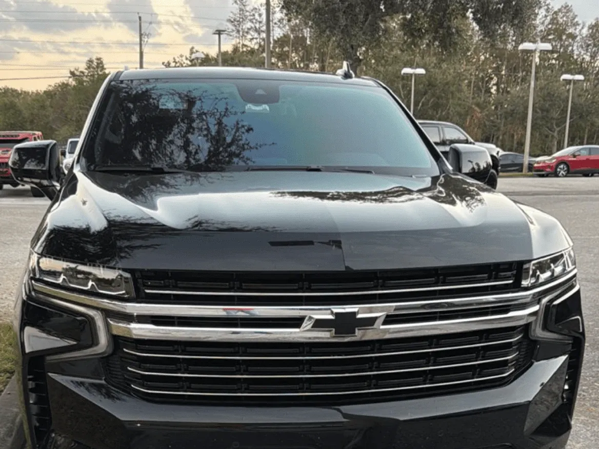 Black Chevrolet Suburban for airport transfers Black Chevrolet Suburban for airport transfers