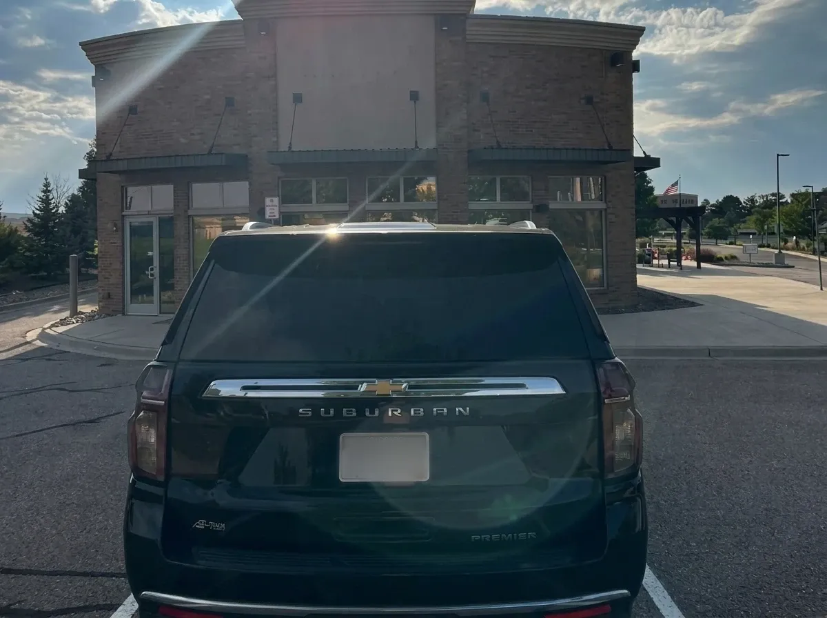 Black Chevrolet Suburban, photo 3 for airport transfers Black Chevrolet Suburban, photo 3 for airport transfers