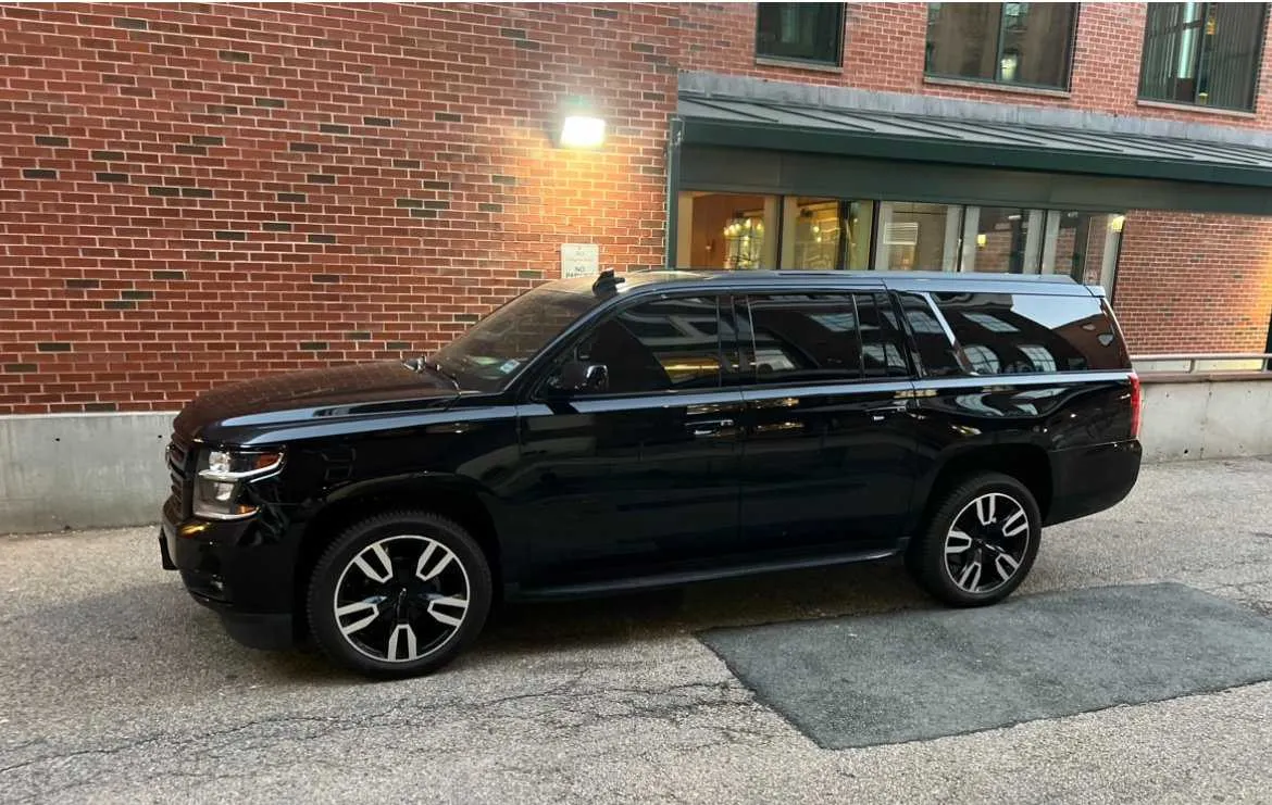 Black Chevrolet Suburban for airport transfers Black Chevrolet Suburban for airport transfers