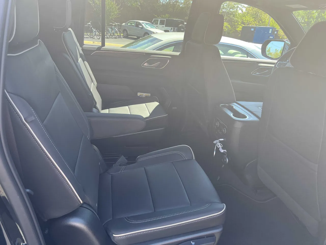 Chevrolet Suburban Premier interior with captain's chairs for airport transfers Chevrolet Suburban Premier interior with captain's chairs for airport transfers