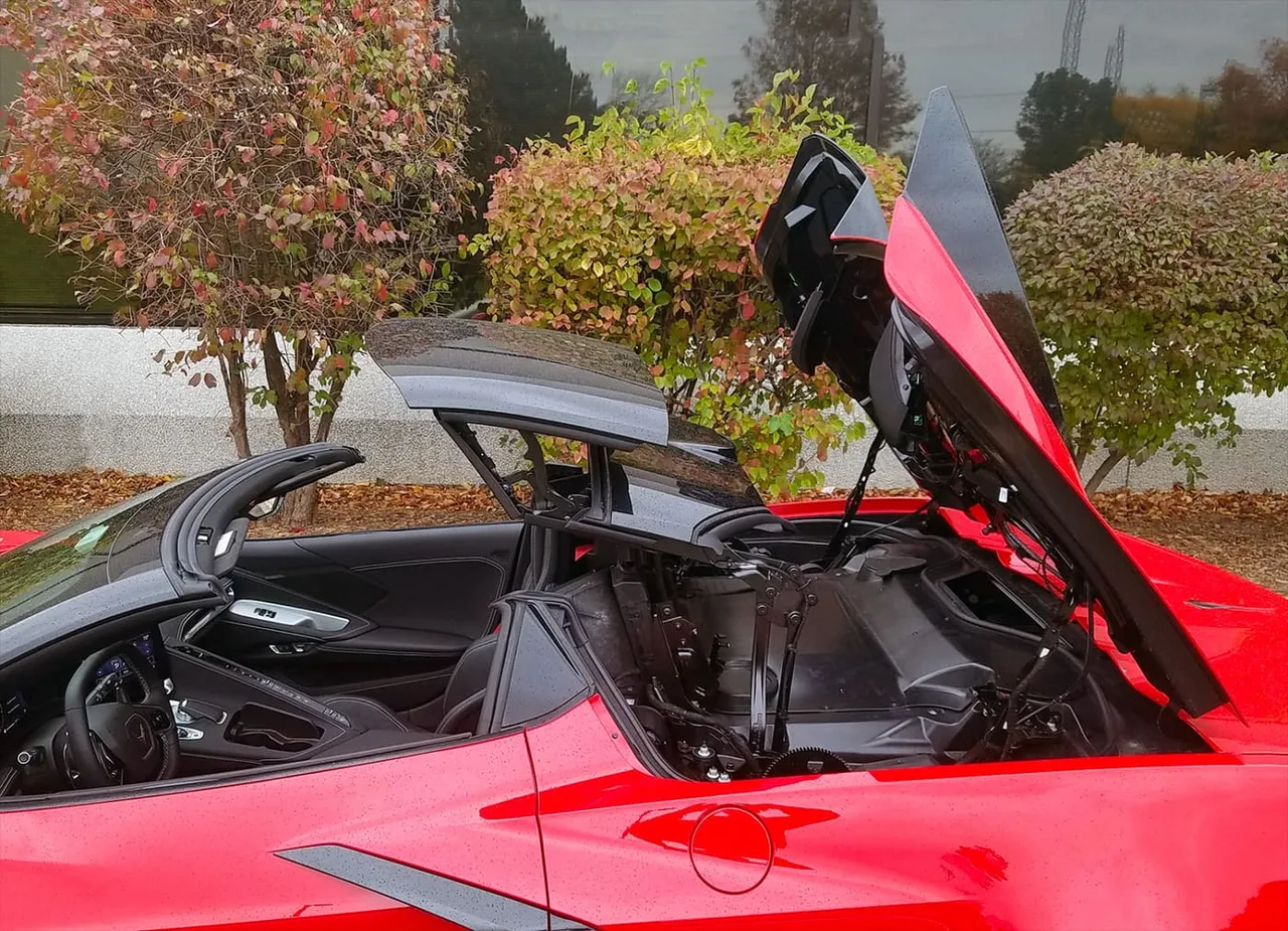 Red Corvette Convertible, photo 10 for exotic car rental in Houston, TX Red Corvette Convertible, photo 10 for exotic car rental in Houston, TX