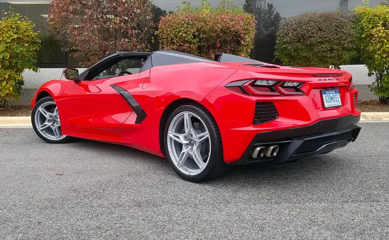 Red Corvette Convertible, photo 2 for sports car rental Red Corvette Convertible, photo 2 for sports car rental
