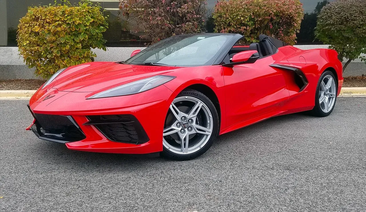 Red Corvette Convertible, photo 3 for sports car rental Red Corvette Convertible, photo 3 for sports car rental