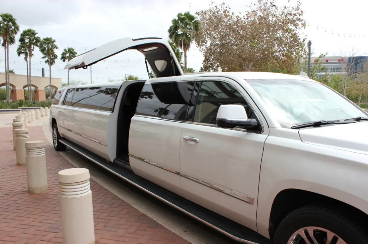 Black Escalade Limousines, photo 2 for limo rental in Mcallen, TX Black Escalade Limousines, photo 2 for limo rental in Mcallen, TX