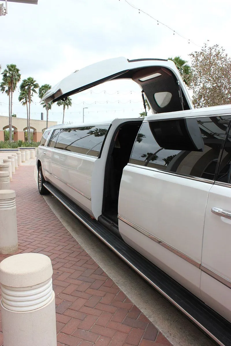 Black Escalade Limousines, photo 11 for limo rental in Mcallen, TX Black Escalade Limousines, photo 11 for limo rental in Mcallen, TX