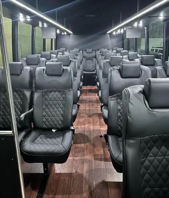 Executive Bus, photo 2 for mini coach rental in Datil, NM