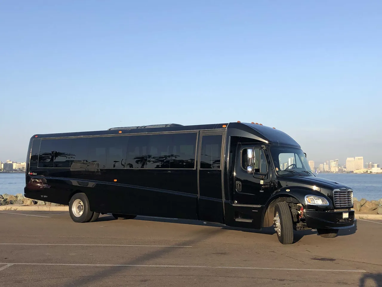Black Executive Mini-Coach for minibus rental in Valley Farms, AZ