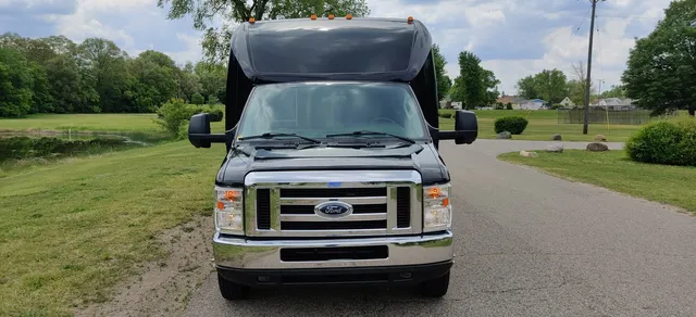 Executive Shuttle for minibus rental