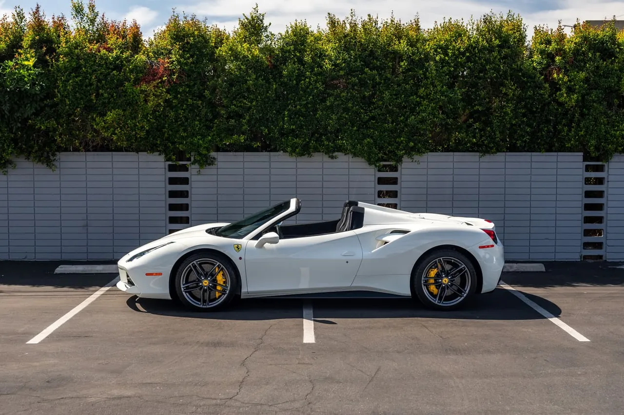 White Ferrari 488 Spider, photo 4 for sports car rental White Ferrari 488 Spider, photo 4 for sports car rental