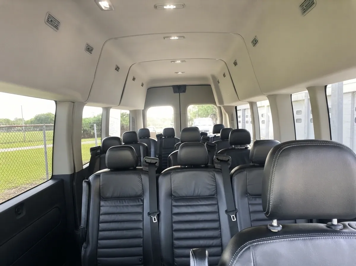 Black Ford Executive Shuttle, photo 2 for minibus rental Black Ford Executive Shuttle, photo 2 for minibus rental