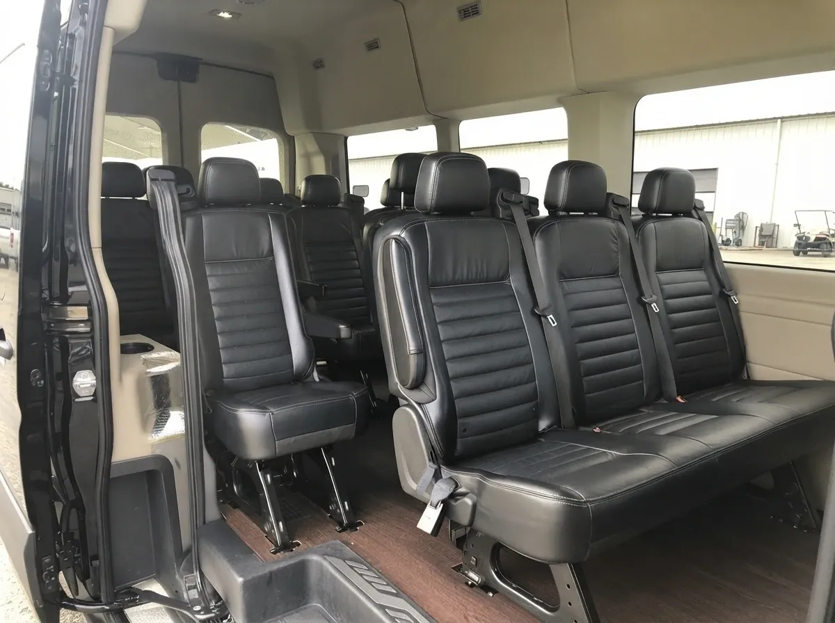 Black Ford Executive Shuttle, photo 3 for minibus rental Black Ford Executive Shuttle, photo 3 for minibus rental