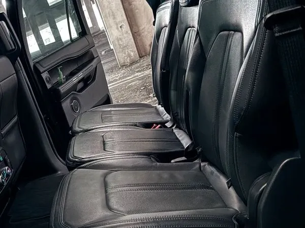 Black Ford Expedition, photo 10 for mercedes V-Class rental in Mapleville, RI Black Ford Expedition, photo 10 for mercedes V-Class rental in Mapleville, RI