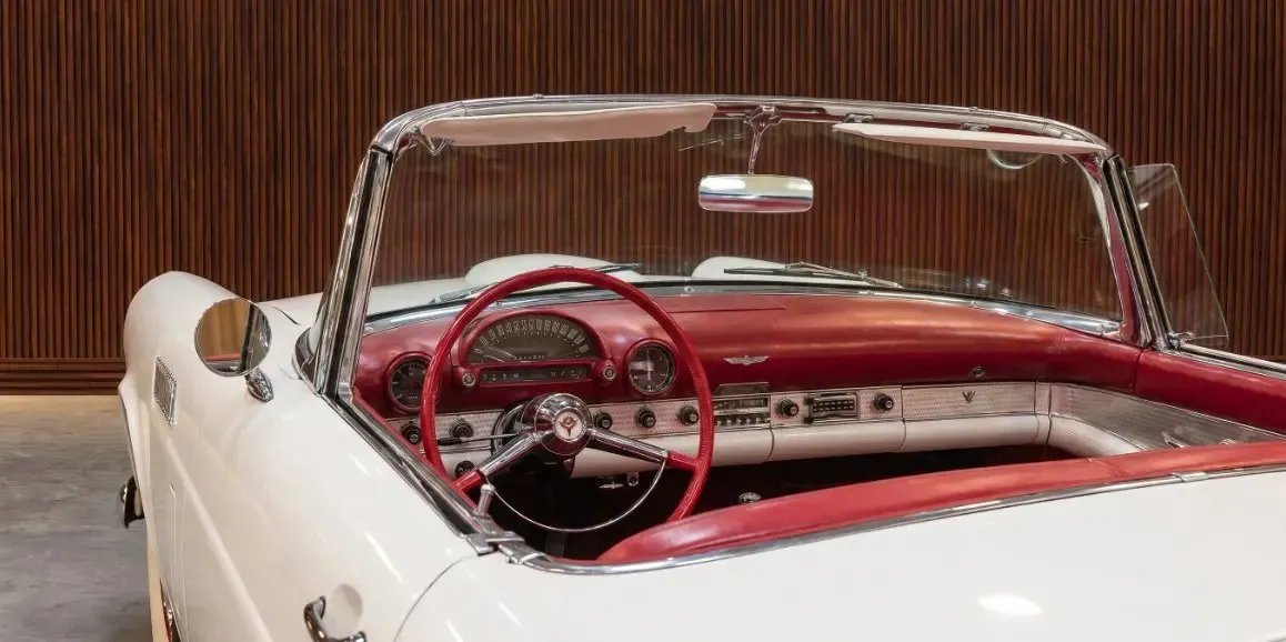 White Ford Thunderbird, photo 4 for wedding car rental in York County, PA