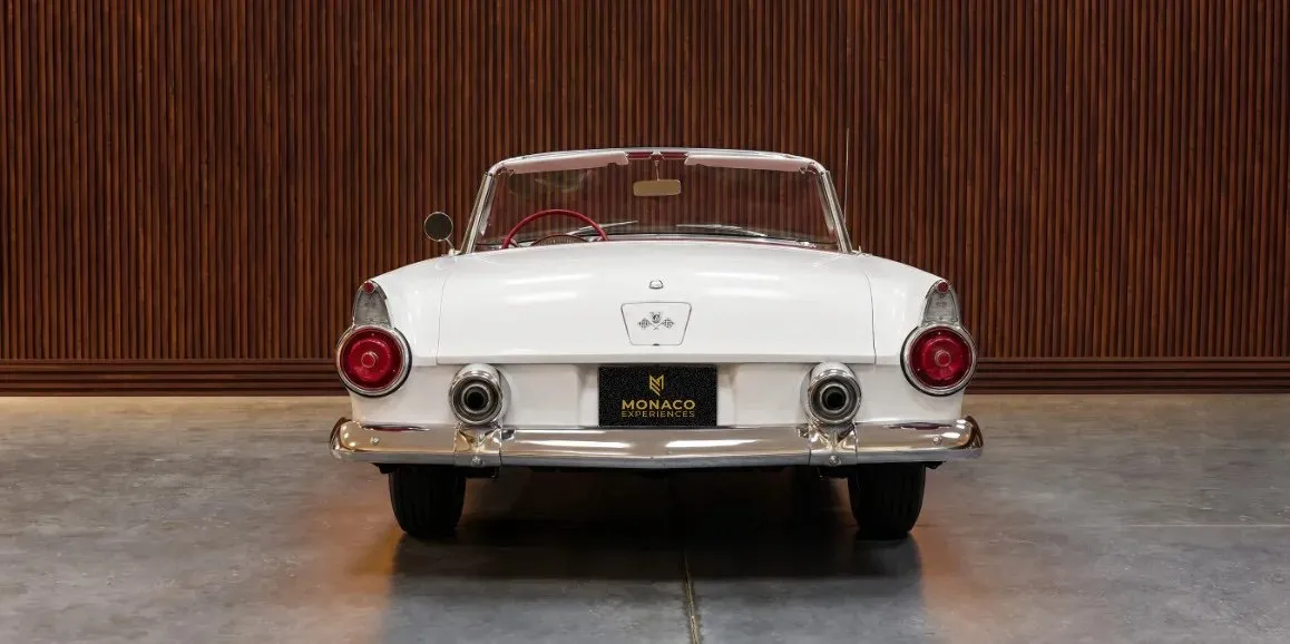 White Ford Thunderbird, photo 5 for wedding car rental in York County, PA