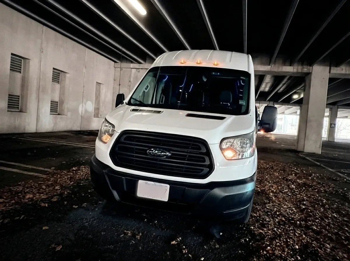 White Ford Transit Van, photo 2 for minibus rental White Ford Transit Van, photo 2 for minibus rental