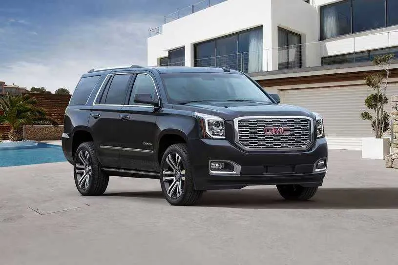 Black GMC Yukon for airport transfers