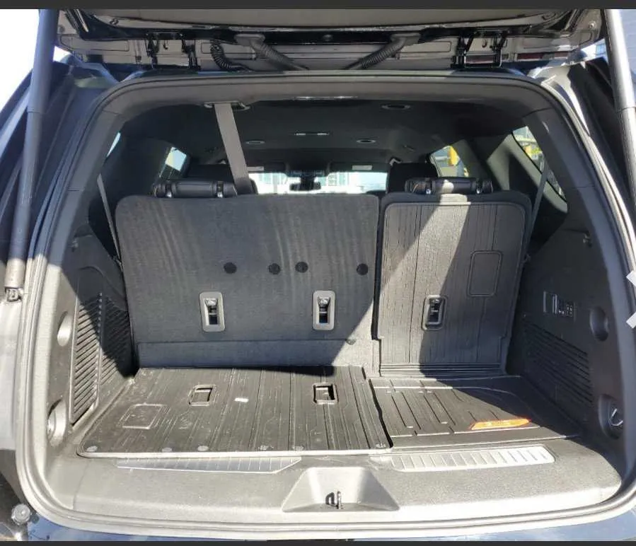 GMC Yukon XL interior for chauffeur car rental in Nashville, TN