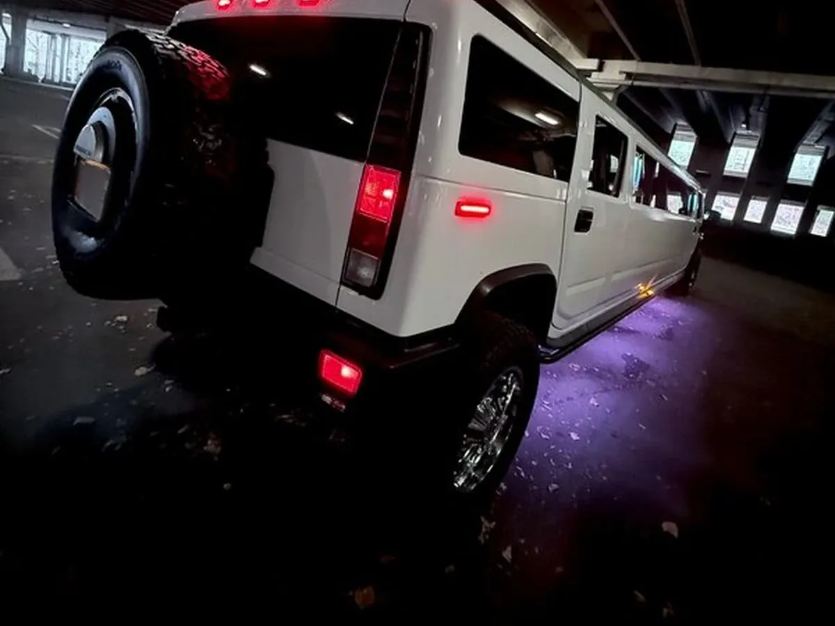 White H2 Hummer, photo 7 for hummer limo rental in North Attleboro, MA White H2 Hummer, photo 7 for hummer limo rental in North Attleboro, MA