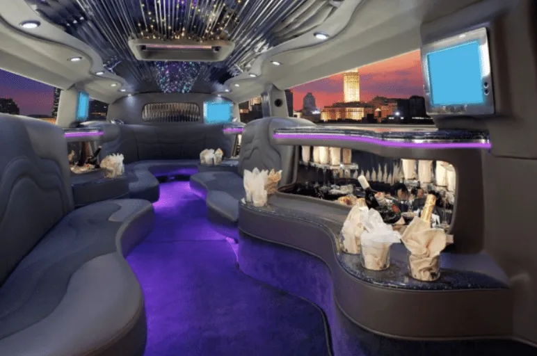 Hummer H2 interior for hummer limo rental