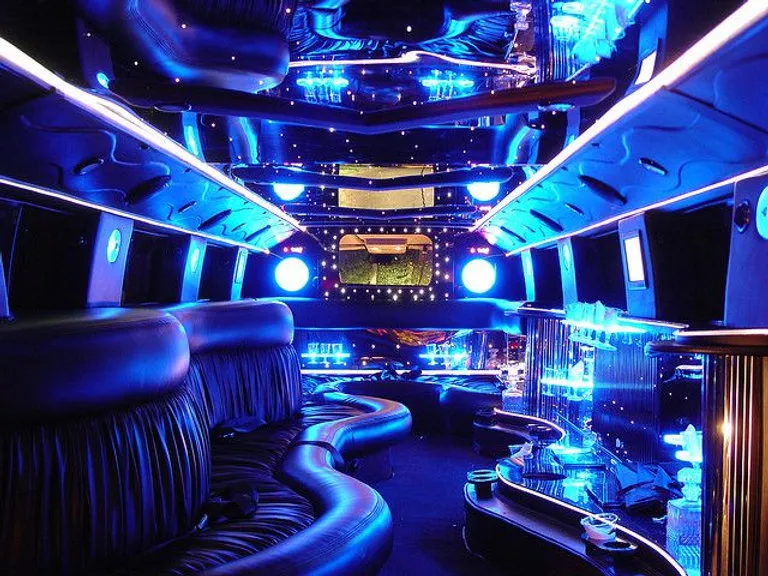 White Hummer Limo, photo 2 for limo rental