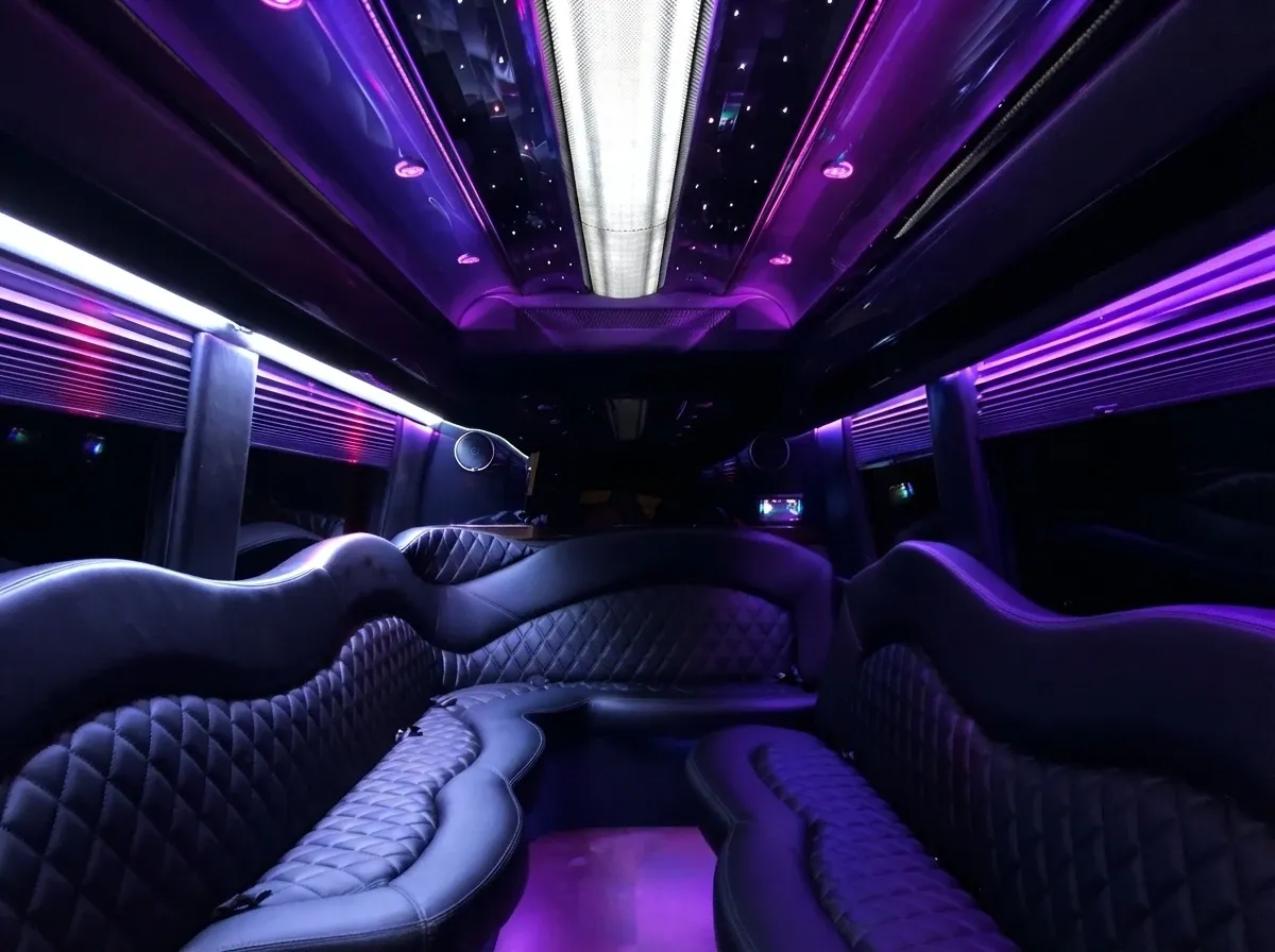 Black Hummer Limousine for limo rental Black Hummer Limousine for limo rental
