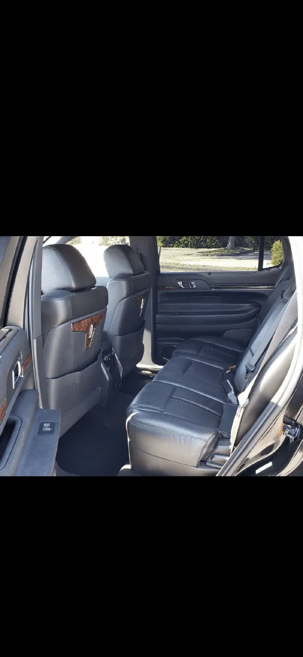 Black Lincoln MKT Towncar, photo 2 for airport transfers in Bonita Springs, FL