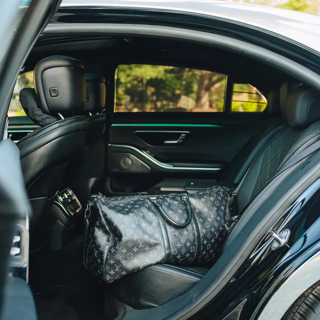 Silver ‘Kanye Maybach’ Full Chrome 2022 Mercedes-Benz S580, photo 4 for luxury car rental