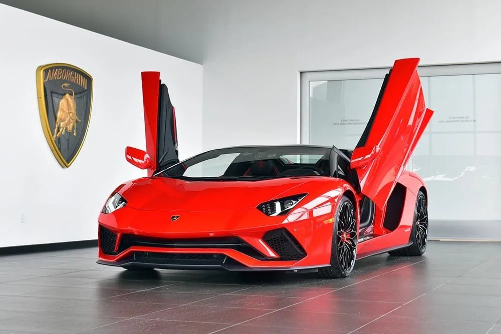 Red Lamborghini Aventador S, photo 2 for sports car rental