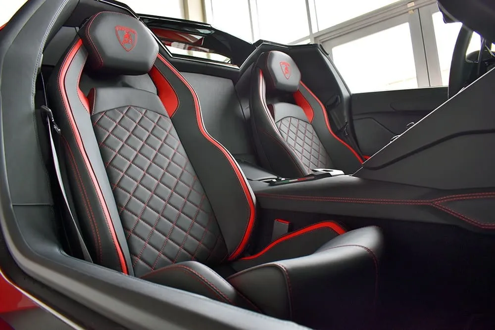 Red Lamborghini Aventador S, photo 5 for sports car rental