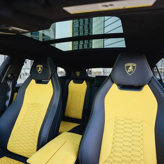 Gold Lamborghini Urus Giallo Auge, photo 2 for airport transfers