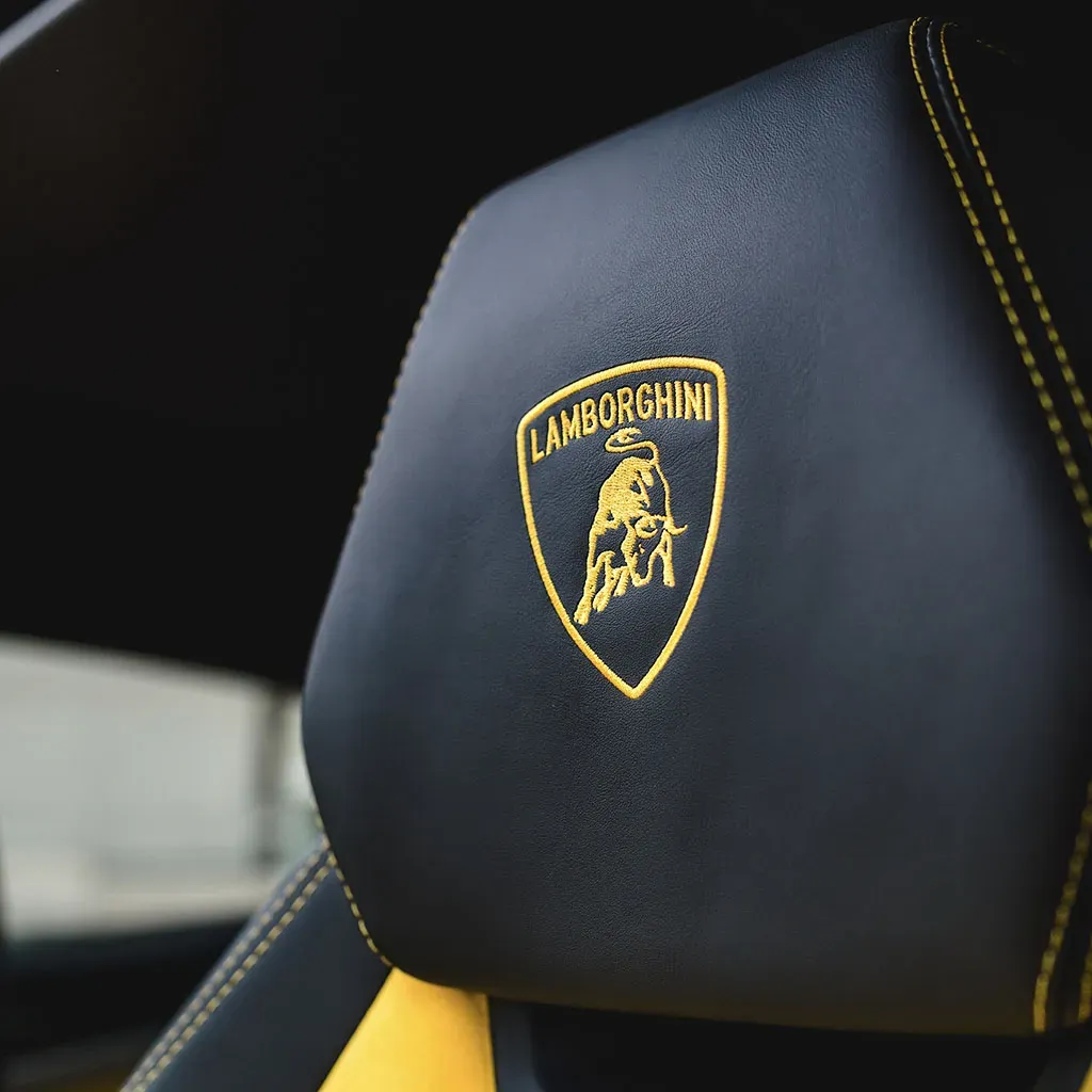 Gold Lamborghini Urus Giallo Auge, photo 7 for exotic car rental in Rockville, MD Gold Lamborghini Urus Giallo Auge, photo 7 for exotic car rental in Rockville, MD