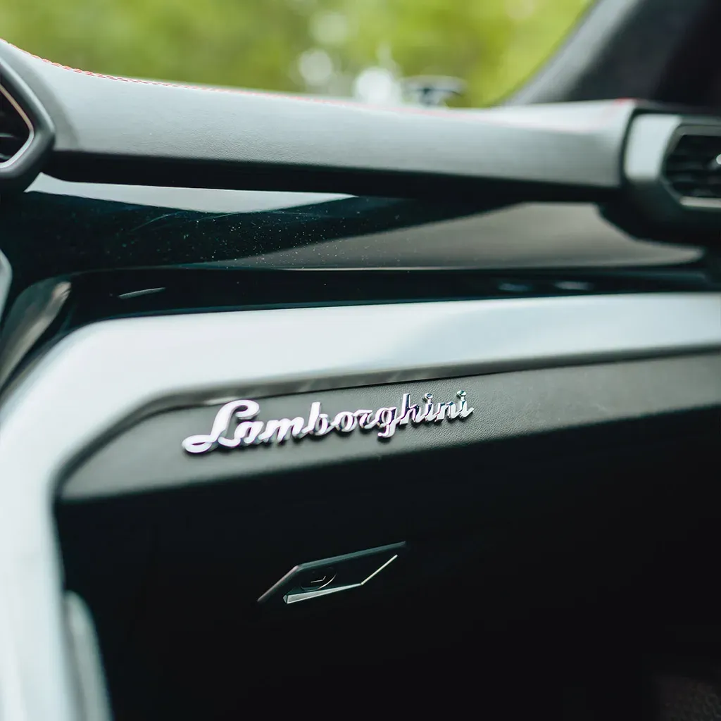 Lamborghini Urus Ibis White, photo 7 for wedding car rental in Rockville, MD Lamborghini Urus Ibis White, photo 7 for wedding car rental in Rockville, MD