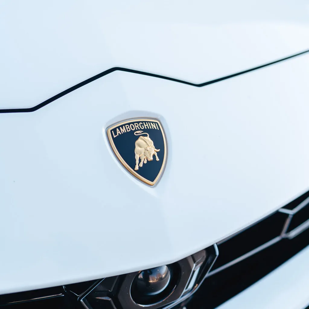 White Lamborghini Urus Omnino Albus, photo 9 for wedding car rental in Rockville, MD