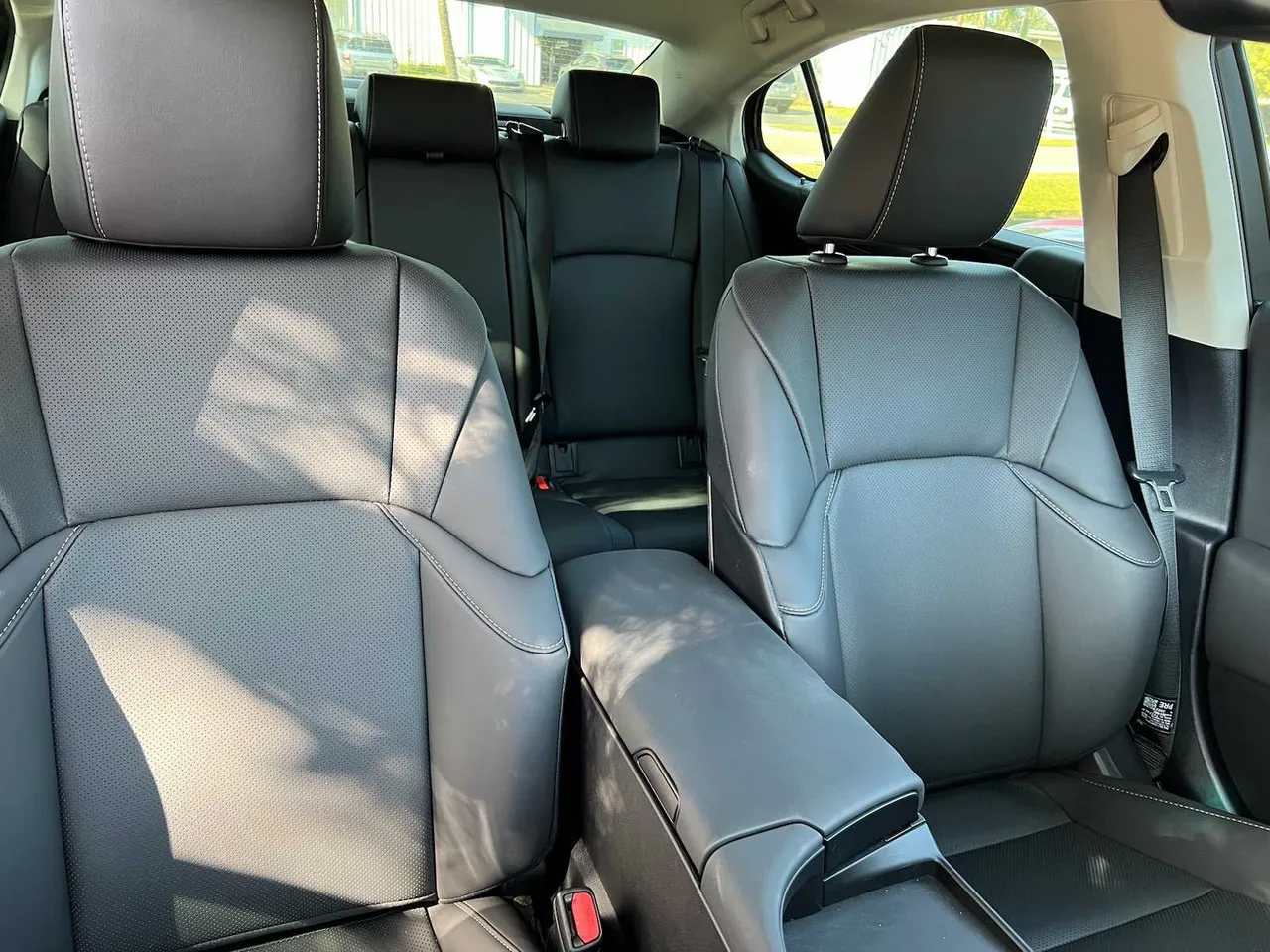 Black Lexus ES350, photo 2 for chauffeur car rental in Sebring, FL