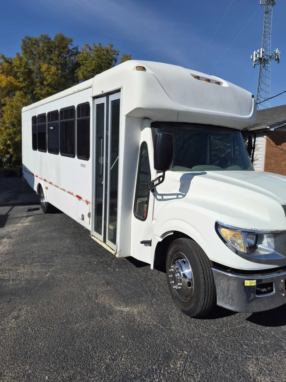 Silver Limo Bus exterior, photo 5 for party bus rental in Monroe City, IN