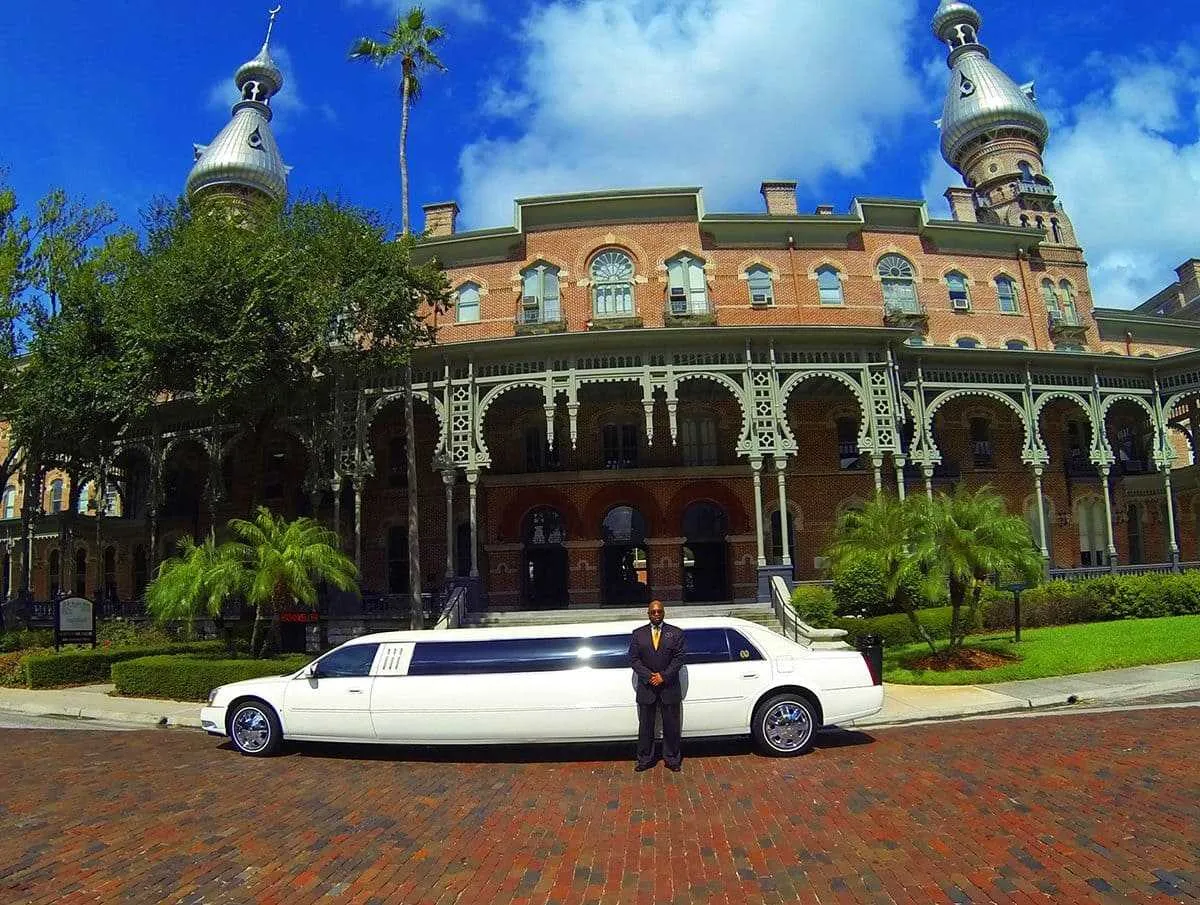 White Lincoln Limo for cadillac escalade limo in Gulf Breeze, FL