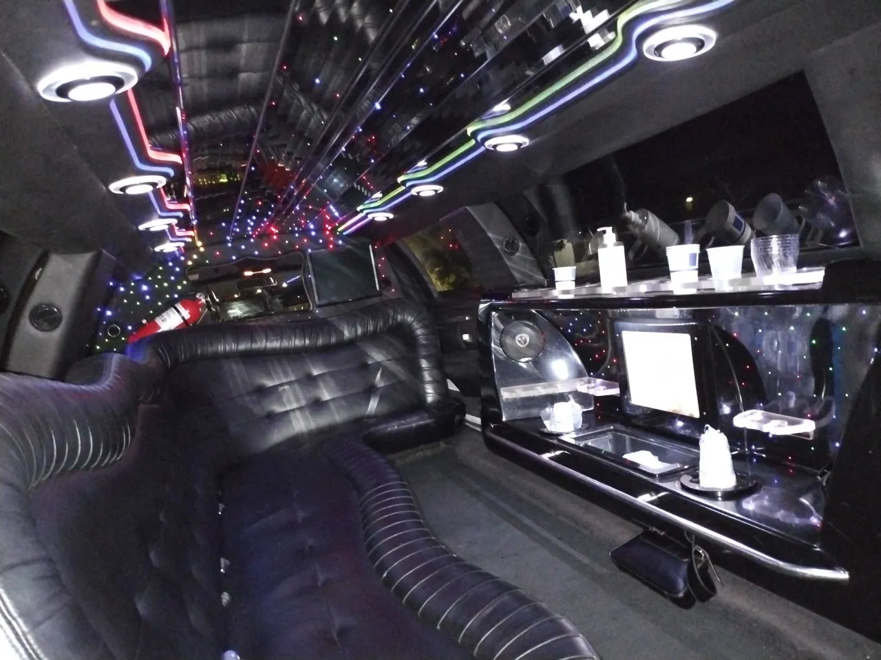 Lincoln limousine interior for limo rental in Huachuca City, AZ
