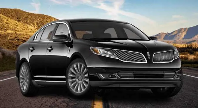 Lincoln MKS for sedan rental in Riverview, FL