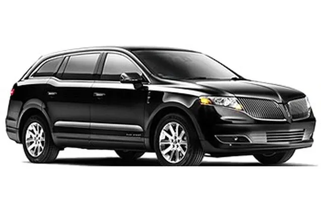 Lincoln MKT Luxury Executive Sedan for airport transfers Lincoln MKT Luxury Executive Sedan for airport transfers