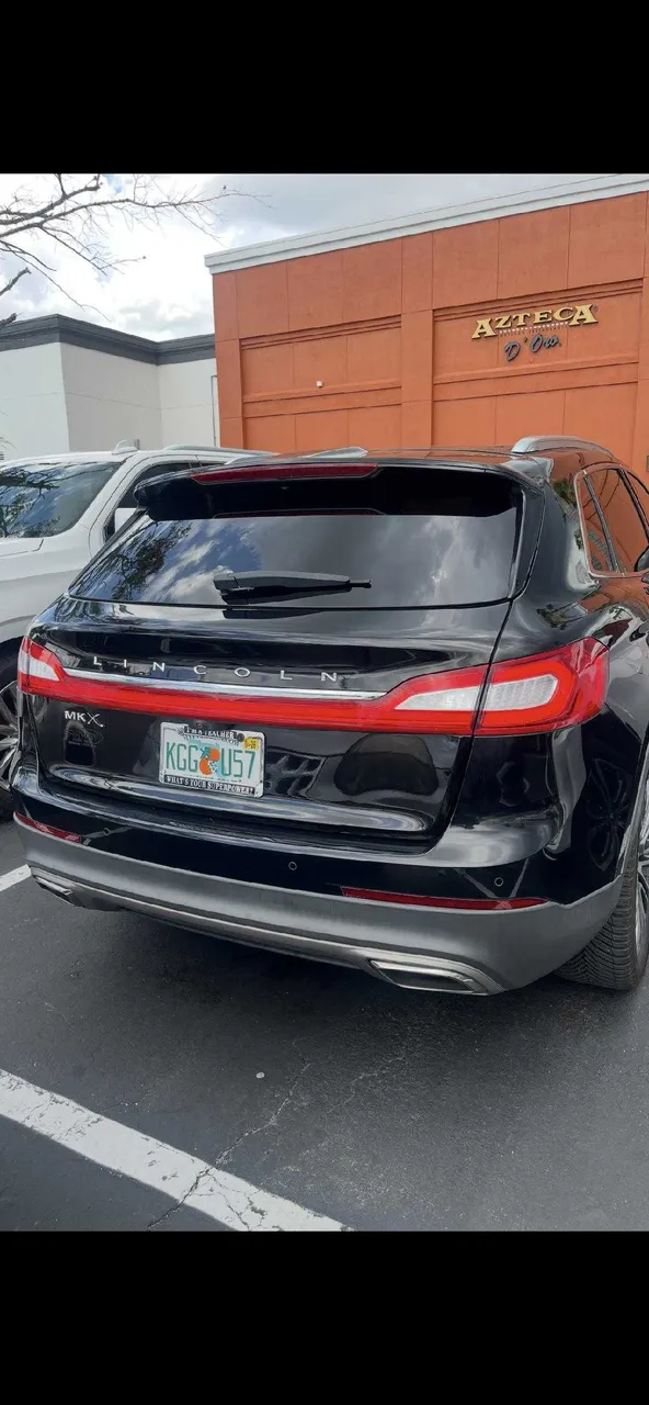 Black Lincoln MKX, photo 2 for sedan rental in Panacea, FL