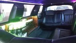 Lincoln Stretch Limo Black interior for prom car rental in Accoville, WV